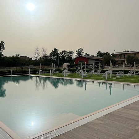 Ll Crinale Village Colli del Tronto Εξωτερικό φωτογραφία